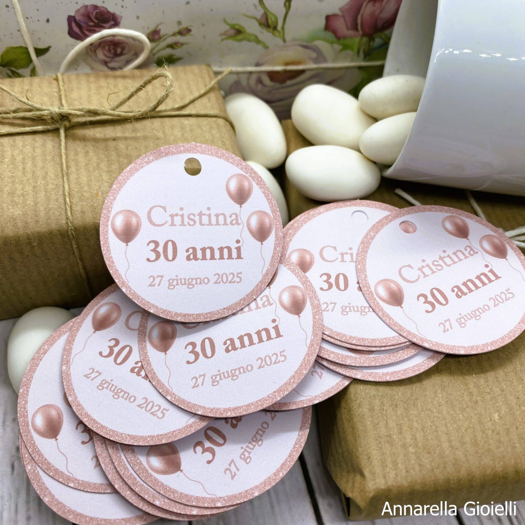 Cartellini personalizzati compleanno - adesivi bomboniera 18 anni - Tema glitter e palloncini (TAG-05) - immagine 2