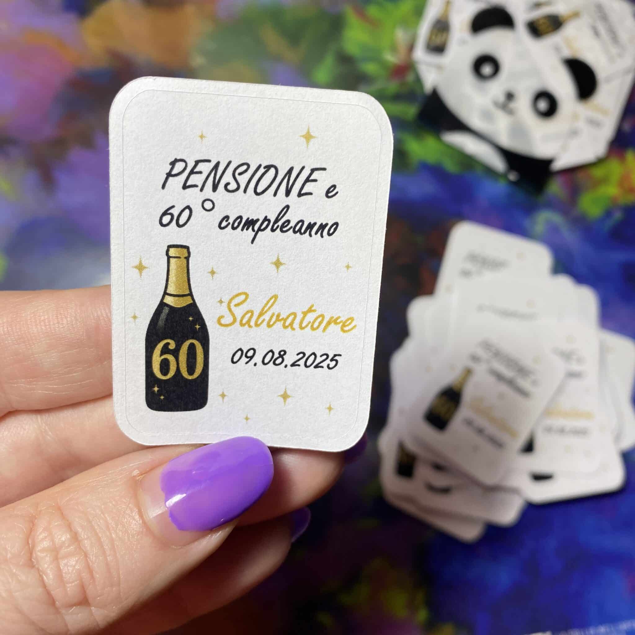 Cartellino Personalizzato Pensione e 60° Compleanno con Bottiglia Champagne (TAG-60) - immagine 3
